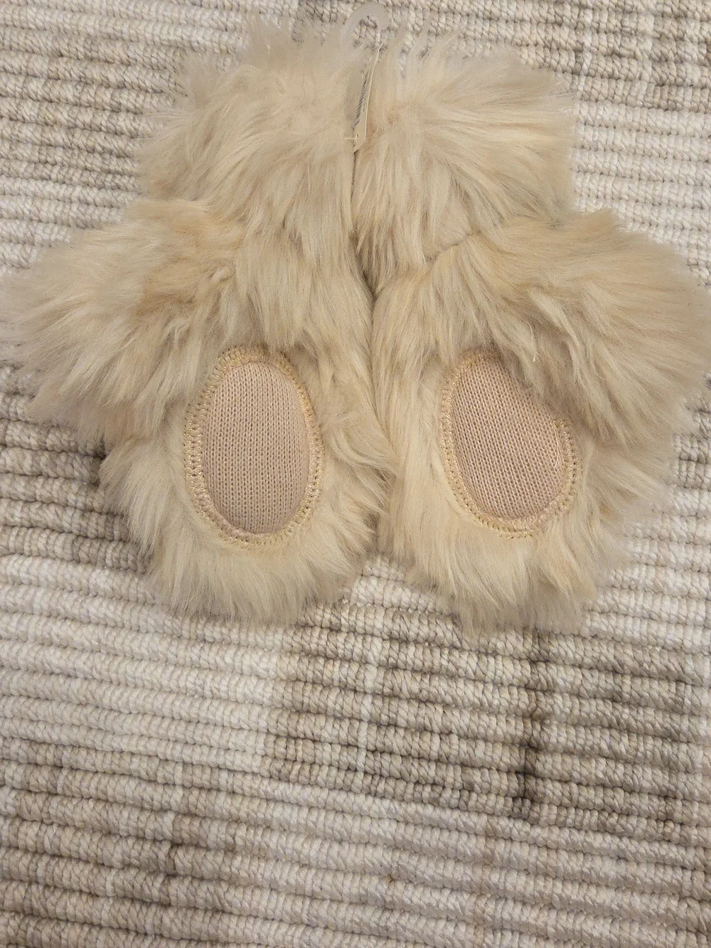 Baby Gap Faux Fur Mittens Size S/M